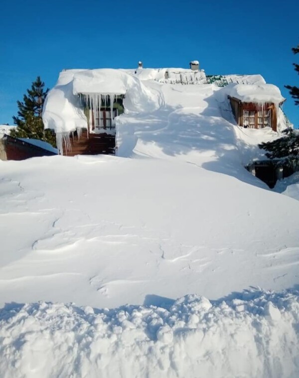 ❄️ Caviahue, un auténtico "Pueblo Nieve" ❄️
.
Ph 📷 turismoneuquen 📌
.
Caviahue PatagoniaAndina surargentino turismoneuquen patagoniaargentina caviahuecopahue patagoniargentina caviahueneuquén